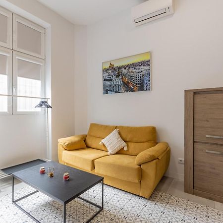 Galileo Apartment Madrid Bagian luar foto