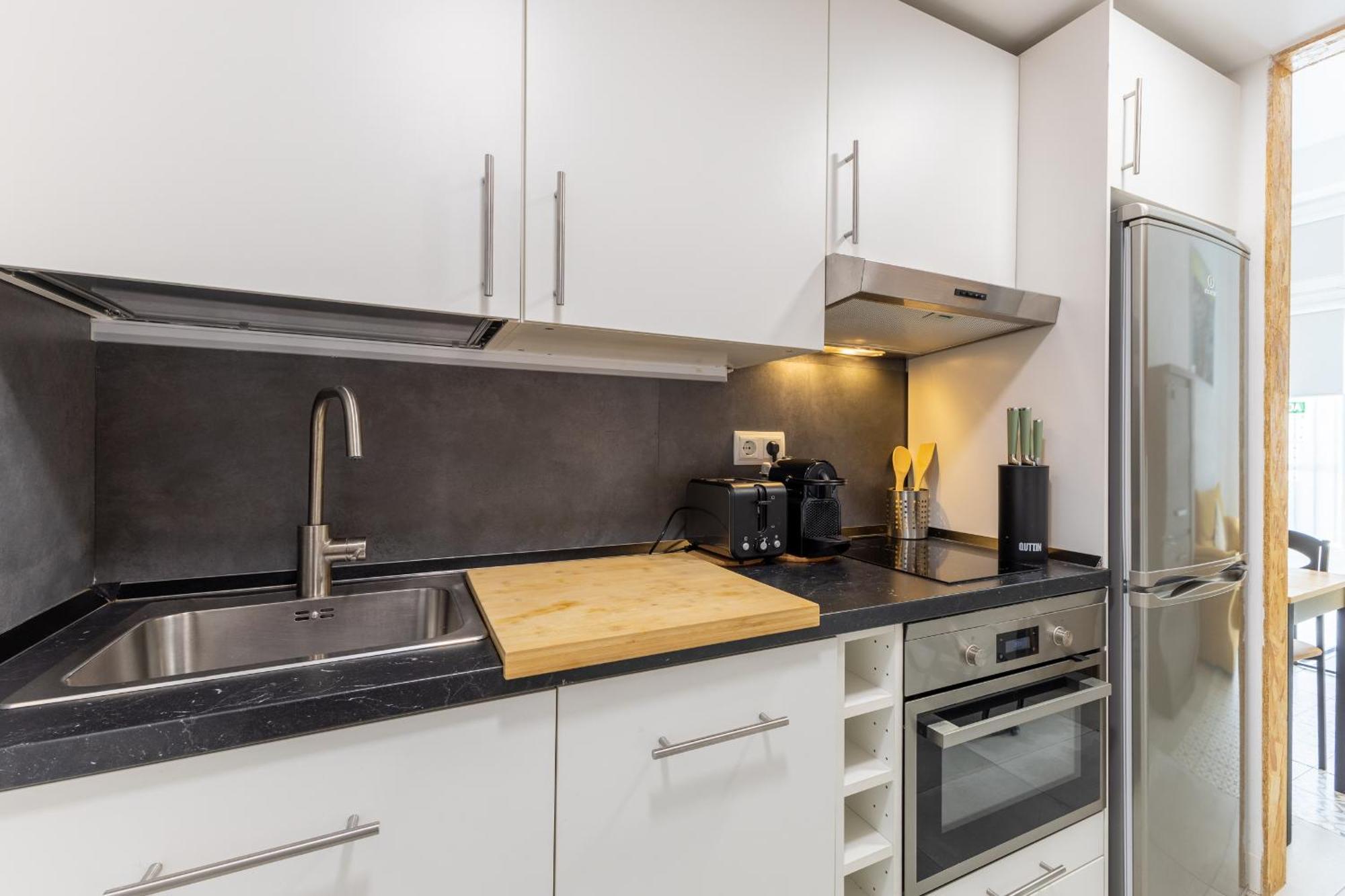 Galileo Apartment Madrid Bagian luar foto